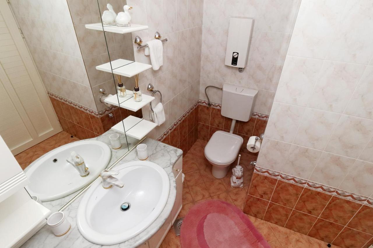 Apartman Nika - Marija Макарска Экстерьер фото