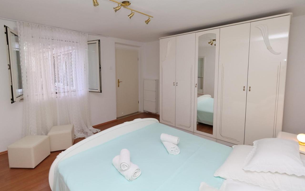 Apartman Nika - Marija Макарска Экстерьер фото